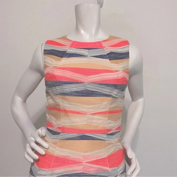 Trina Turk Kurdson Sleeveless Pink/Multicolor Textured Sheath Dress Size 2 - Picture 3 of 8